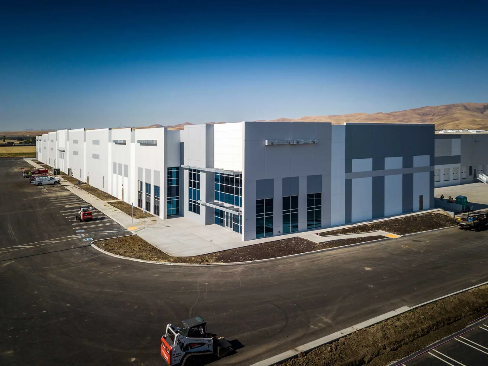 Distribution and Fulfillment Center Roofing in Franklin, TN