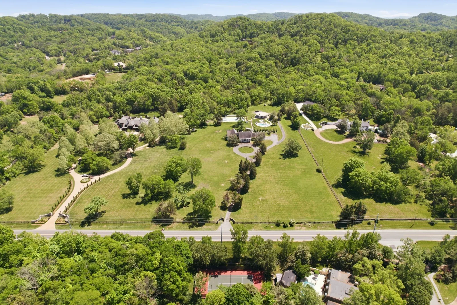 Commercial Roofing in Forest Hills, TN